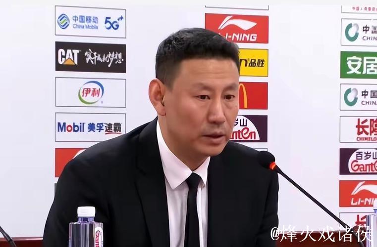 李楠：感谢首钢信任 尽一份力助球队重回正轨