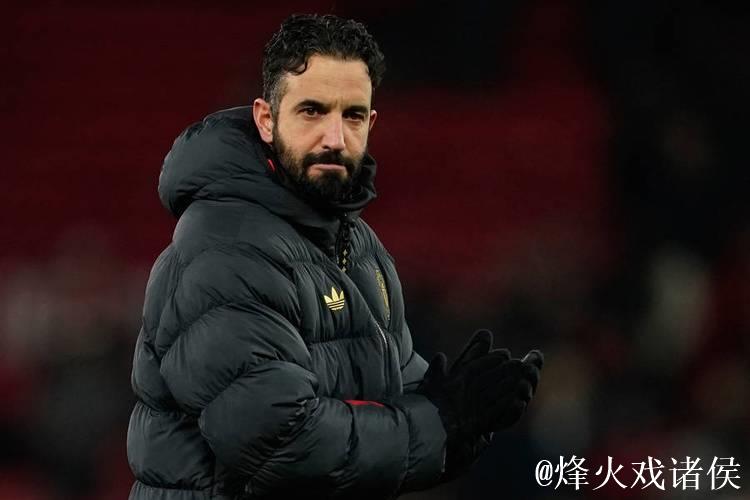 主帅阿莫林因批评俱乐部管理层遭解雇，后弗格森时代的曼联依然处于混乱状态