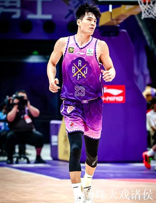 俱乐部杯-特莱斯24分北控胜江苏 陈国豪10分 俱乐部杯-特莱斯24分北控胜江苏 陈国豪10分